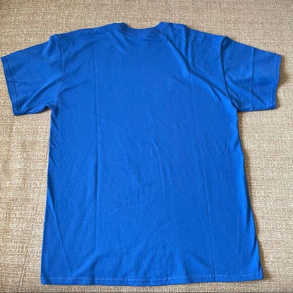 A Man Gotta Brew Graphic T shirt Men's Size Large Blue NEW No Tags - Picture 2 of 3
